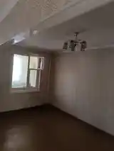 5-комн. квартира, 2 этаж, 100м², Сино-7