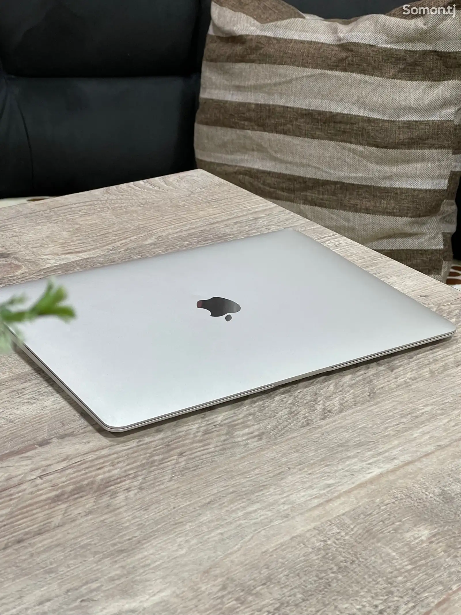 Ноутбук Apple MacBook Air 13 True Tone 2019-1