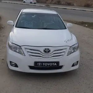 Toyota Camry, 2008