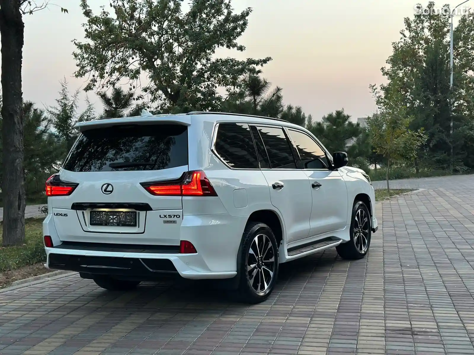 Lexus LX series, 2017-3