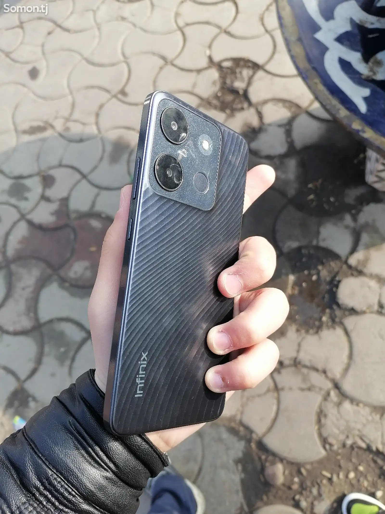 Телефон Infinix-1