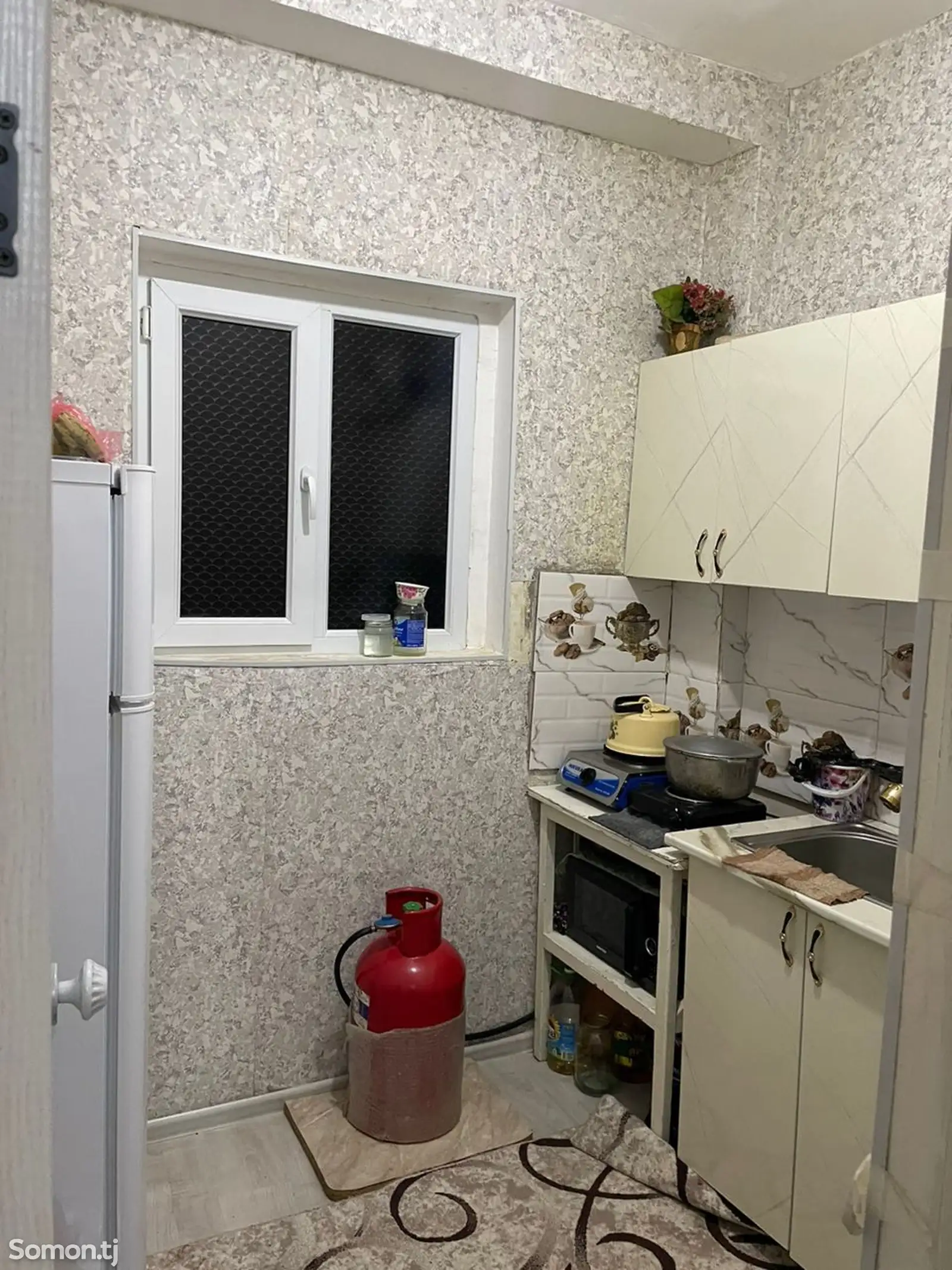 2-комн. квартира, Цокольный этаж, 46 м², Зарафшон-11