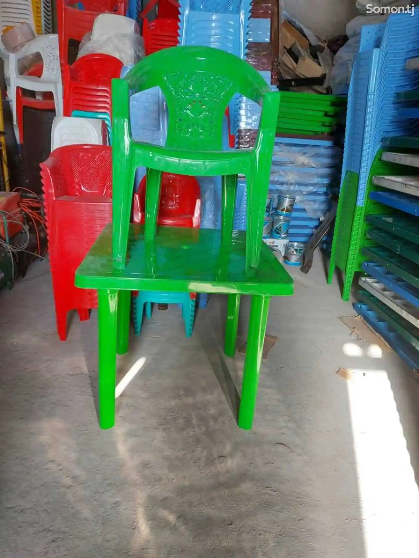 Стол и стулья на прокат-2