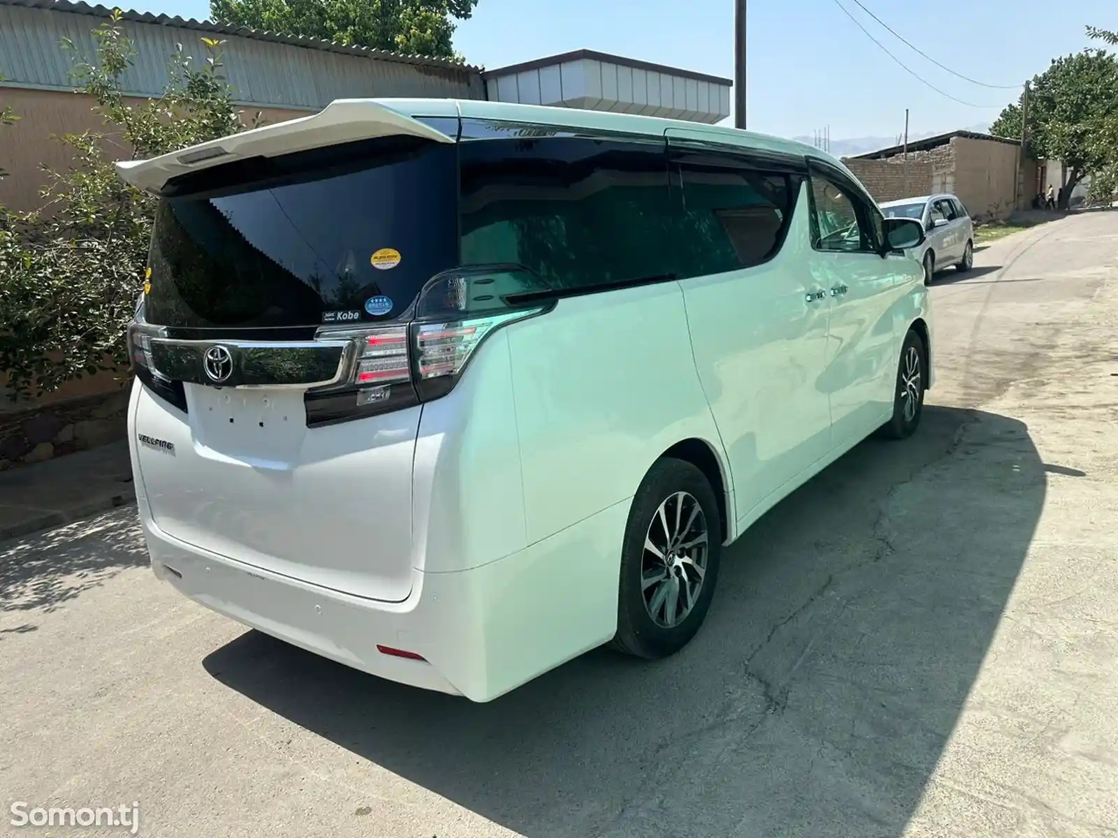 Toyota Vellfire, 2015-4