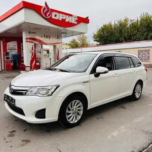 Toyota Fielder, 2015