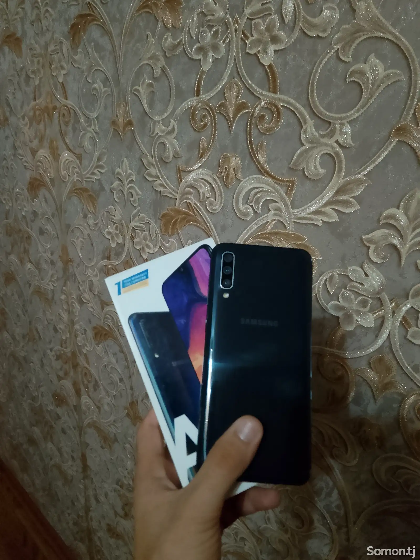 Samsung Galaxy A50-1