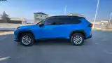 Toyota RAV 4, 2019-10