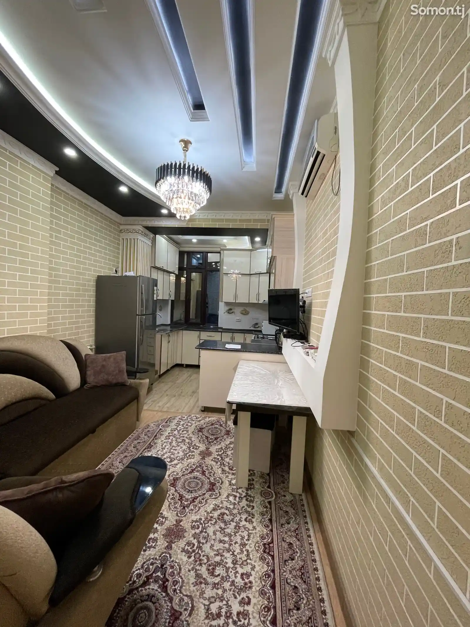 2-комн. квартира, 10 этаж, 75м², Поворот Аэропорта-6