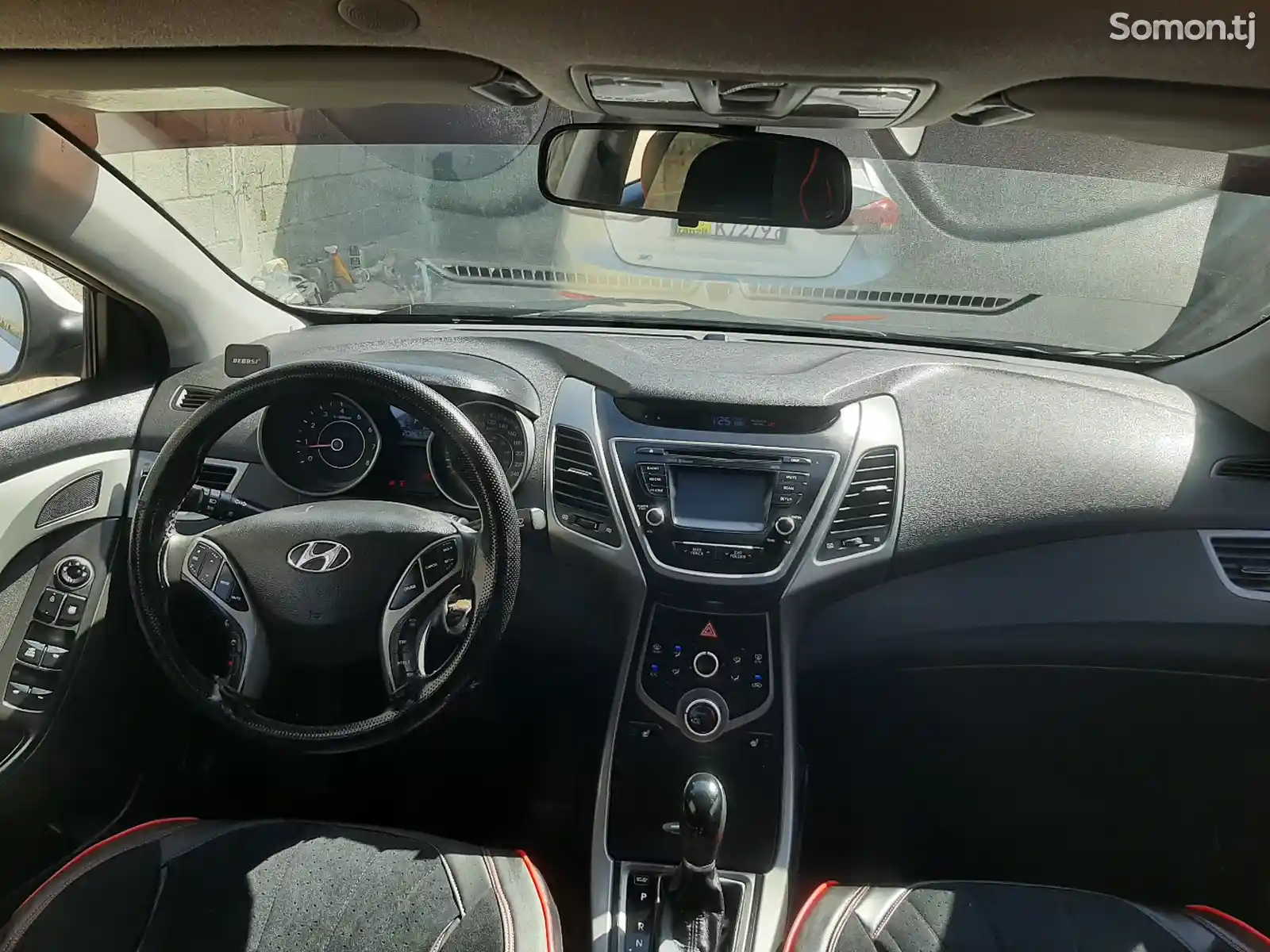 Hyundai Elantra, 2016-13