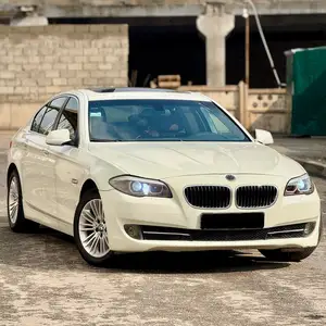 BMW 5 series, 2011