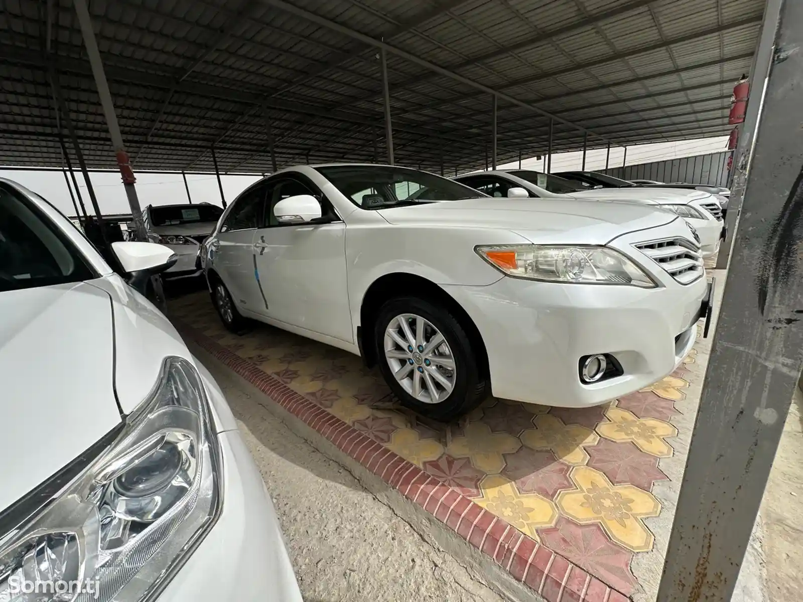 Toyota Camry, 2010-3