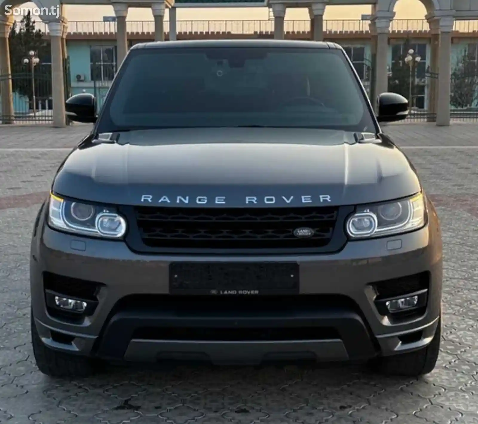 Лобовое стекло Range Rover Sport 2015