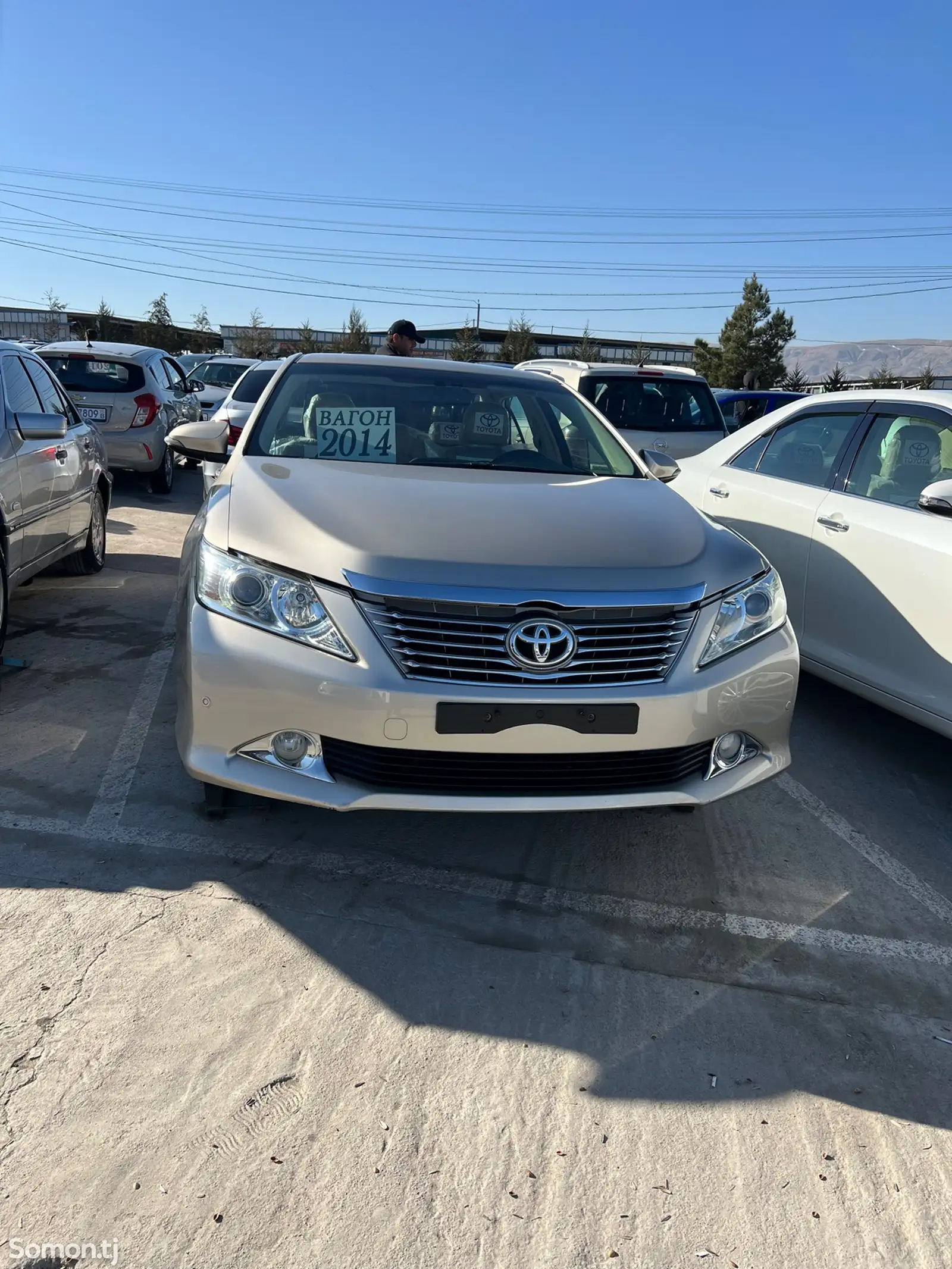 Toyota Camry, 2014-1