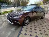 Lexus ES series, 2017-10