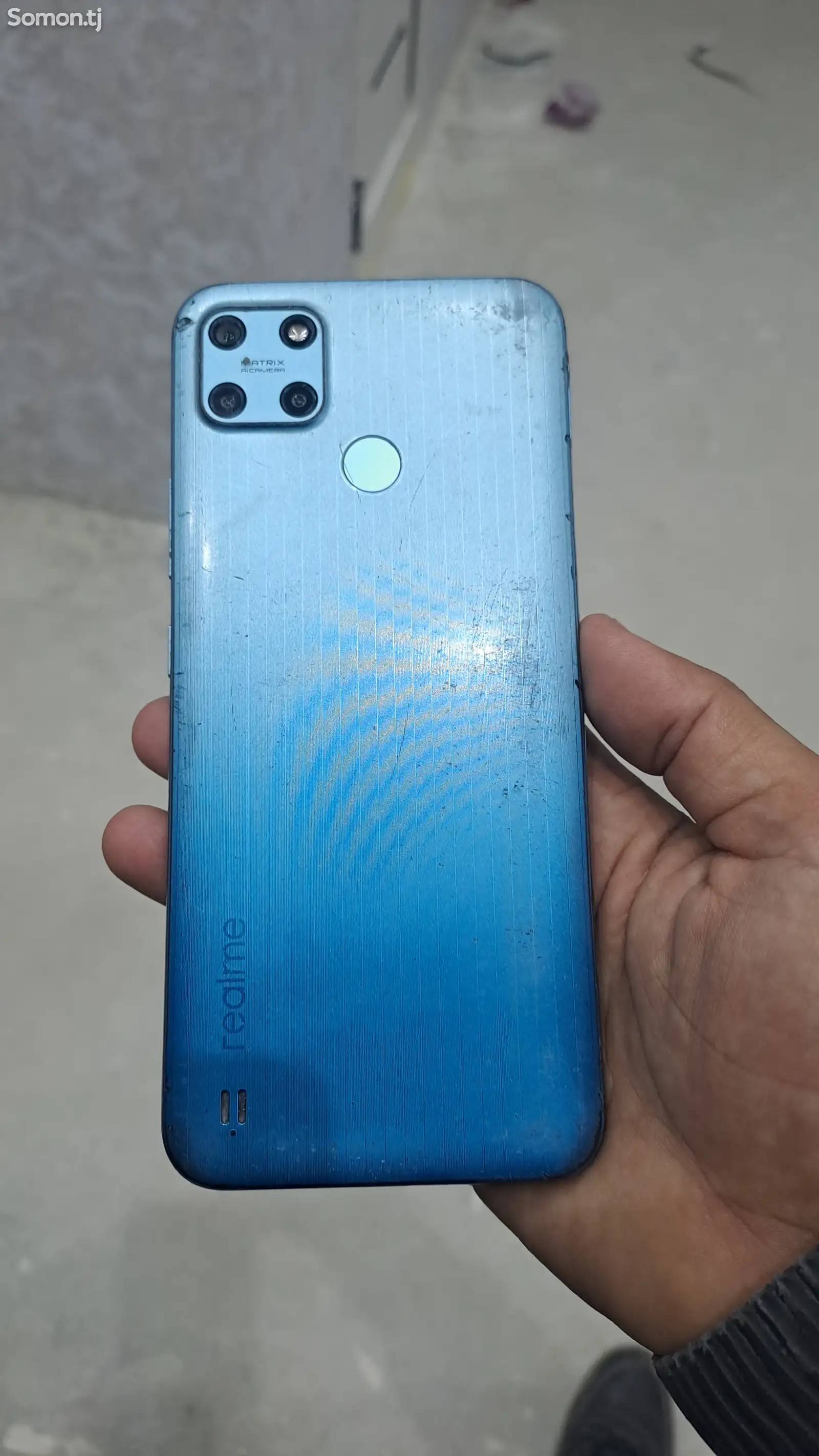 Телефон Realme-1