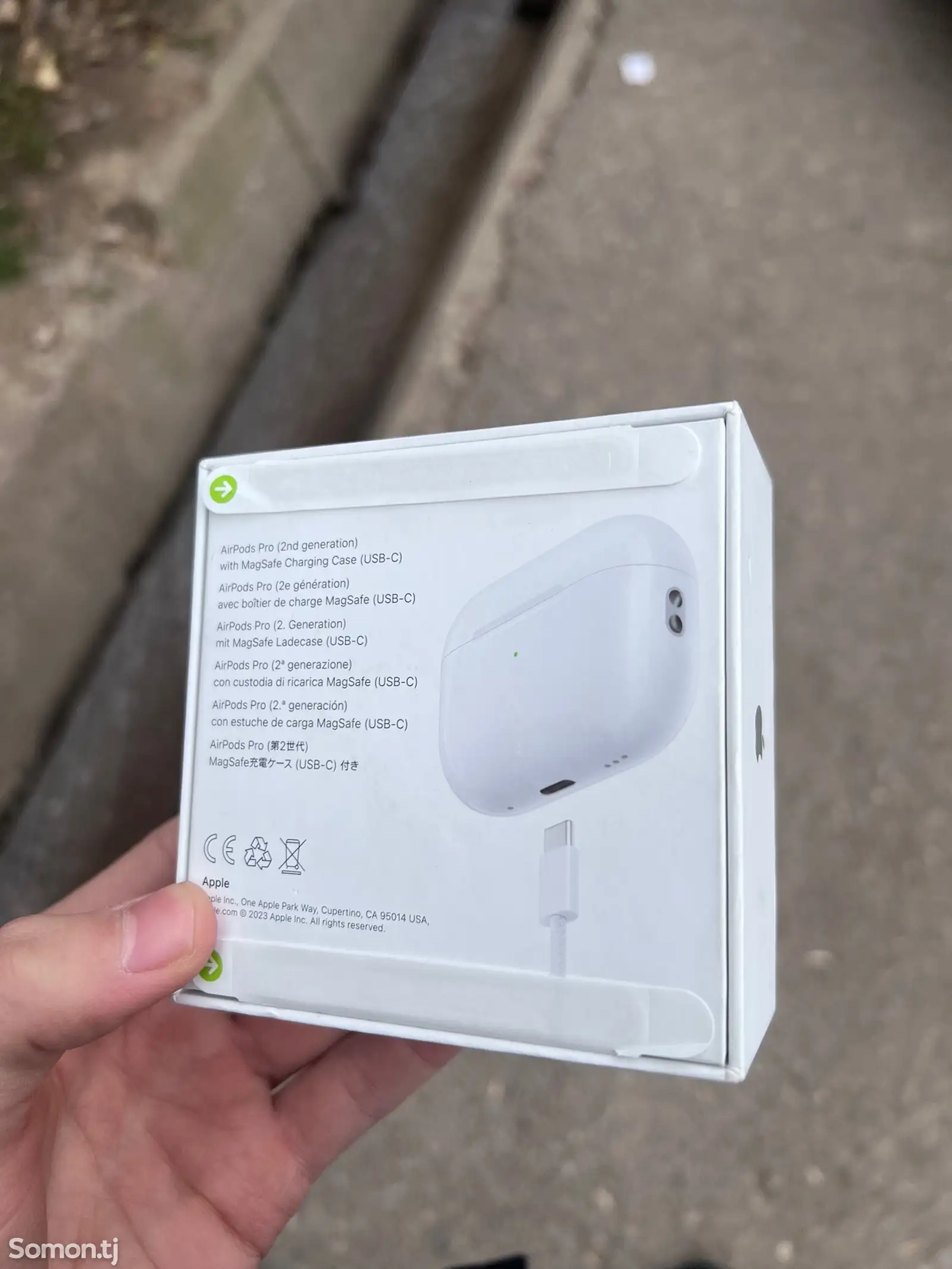 Наушники AirPods Pro 2nd generation-1