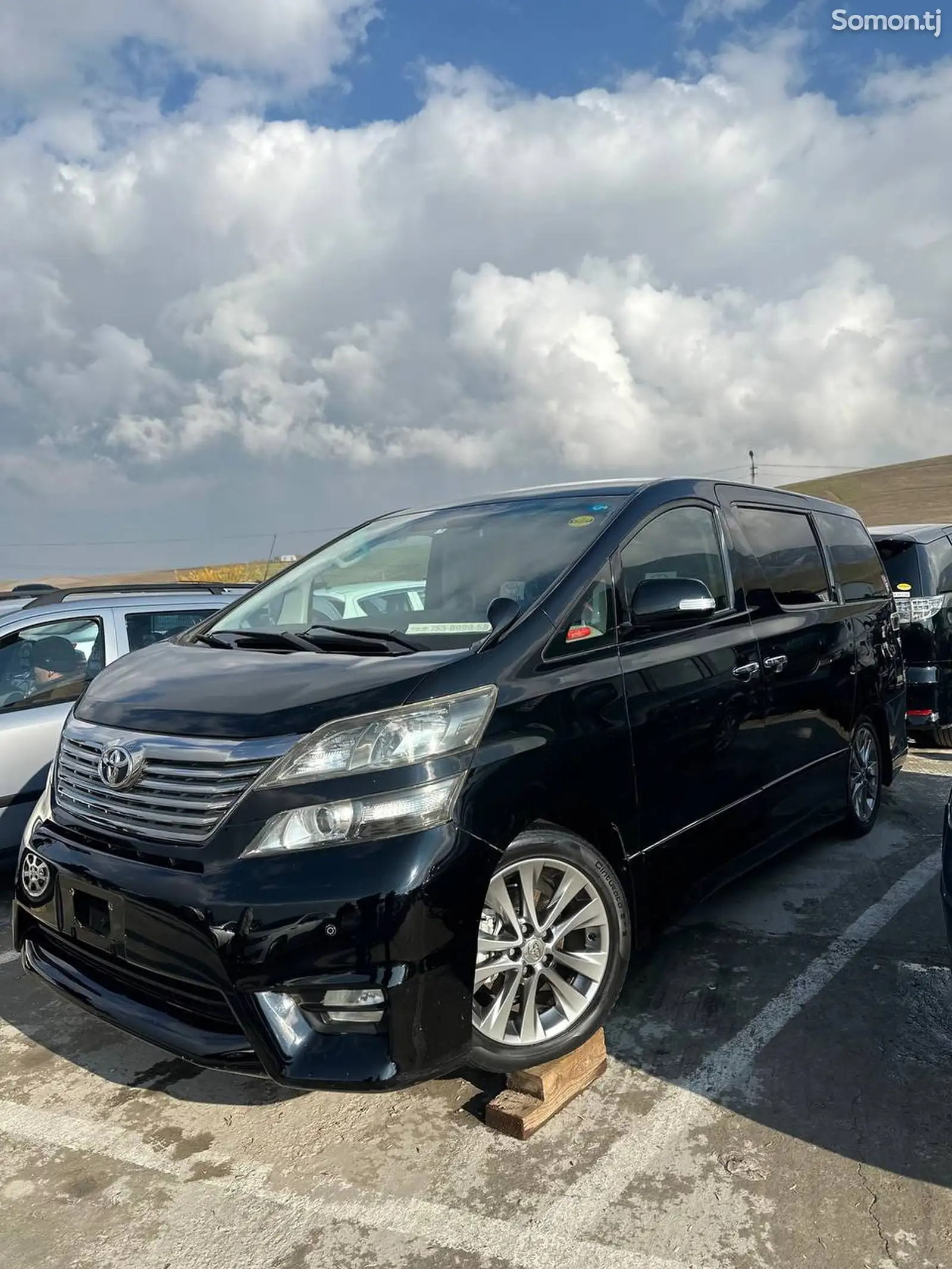 Toyota Vellfire, 2014-1