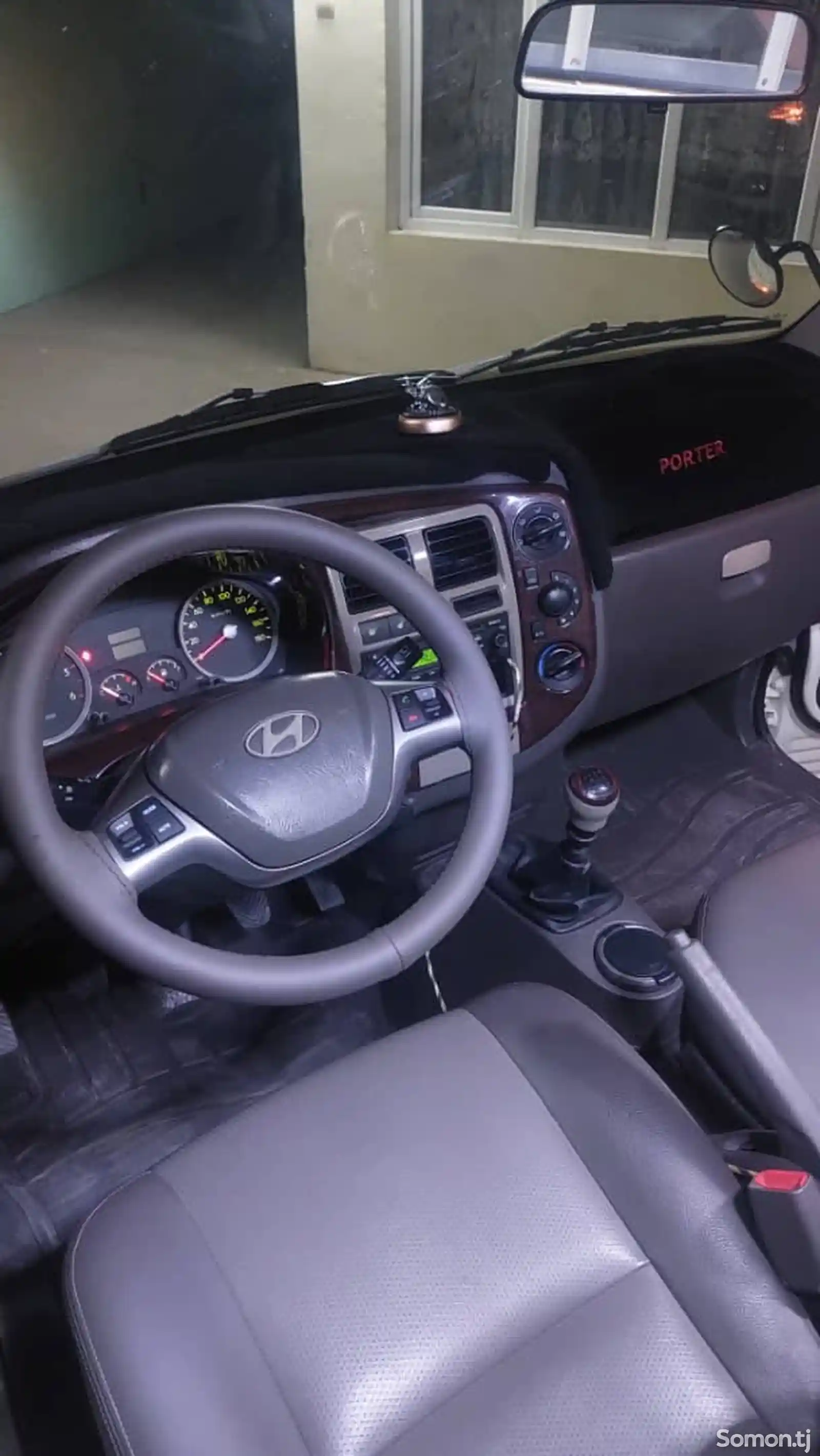 Бортовой автомобиль Hyundai Porter 2,2015-6