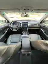 Toyota Camry, 2016-8