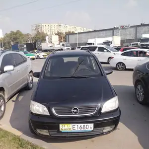 Opel Zafira, 2002