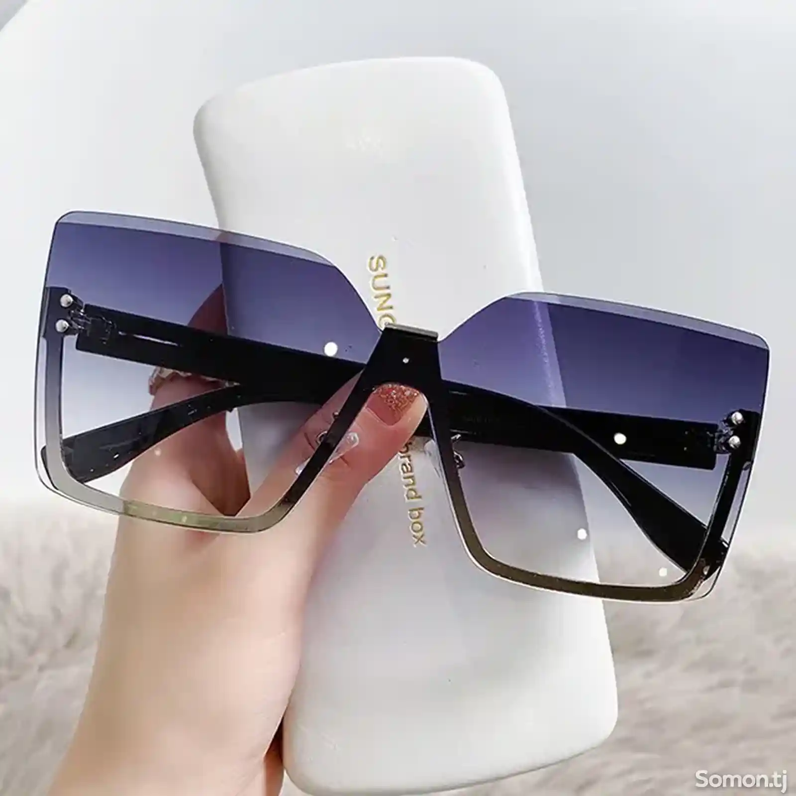 Солнцезащитные очки-6