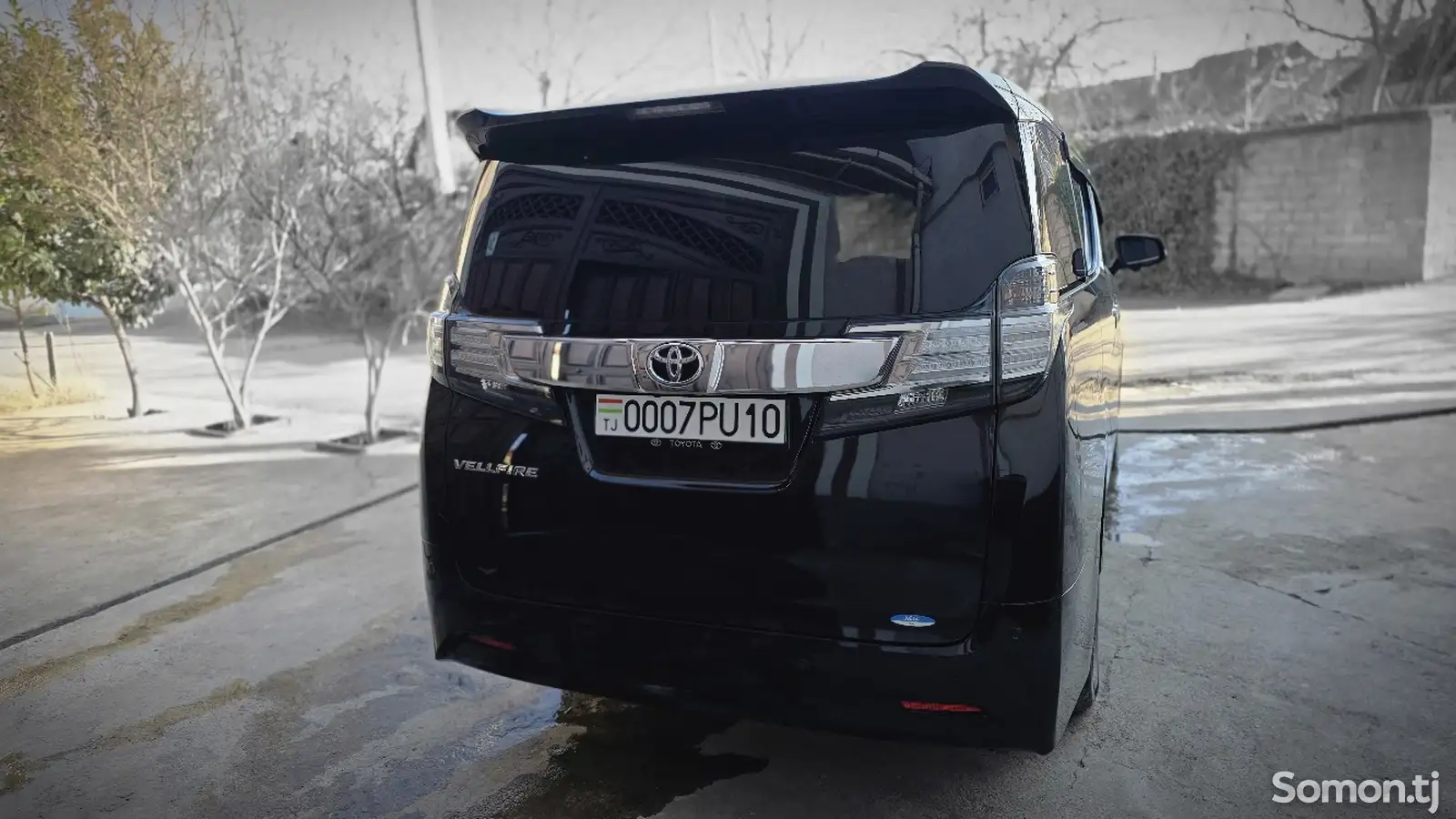 Toyota Vellfire, 2015-1