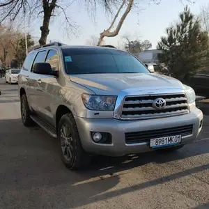 Toyota Sequoia, 2008