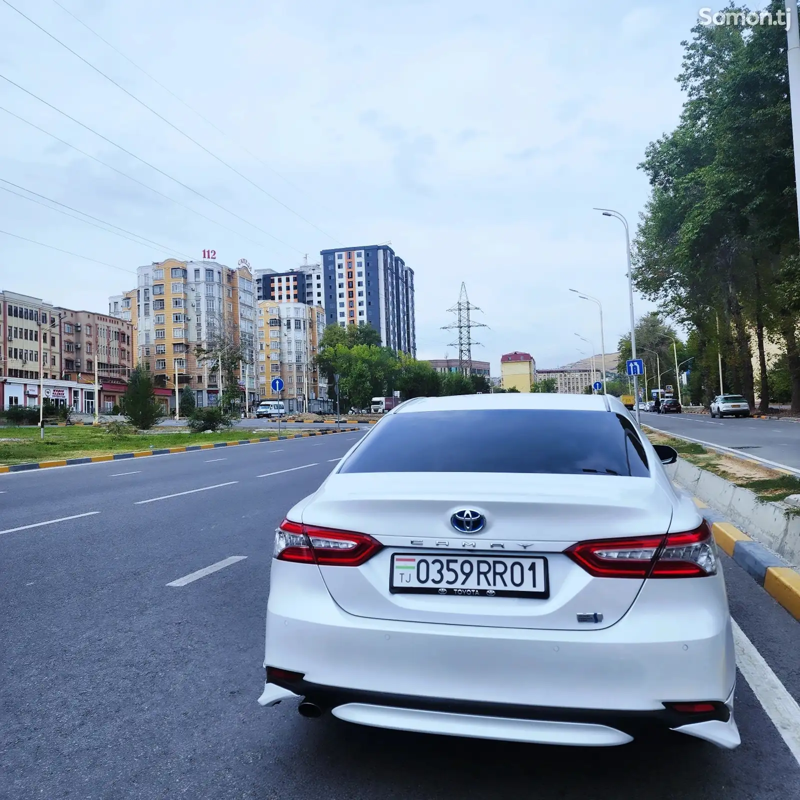 Toyota Camry, 2018-1