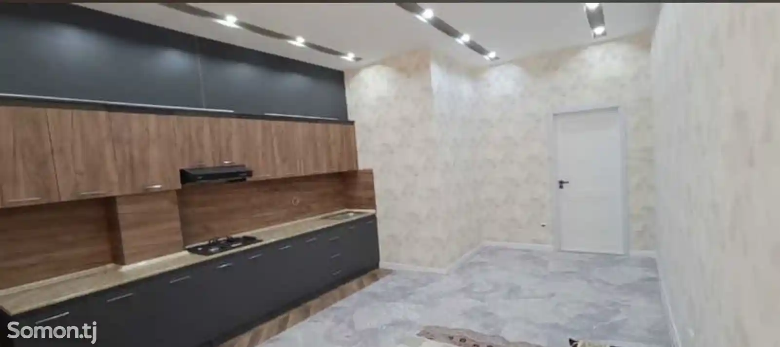 2-комн. квартира, 8 этаж, 92м², Универмаг-10