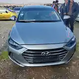 Hyundai Elantra, 2017-2