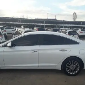 Hyundai Sonata, 2014