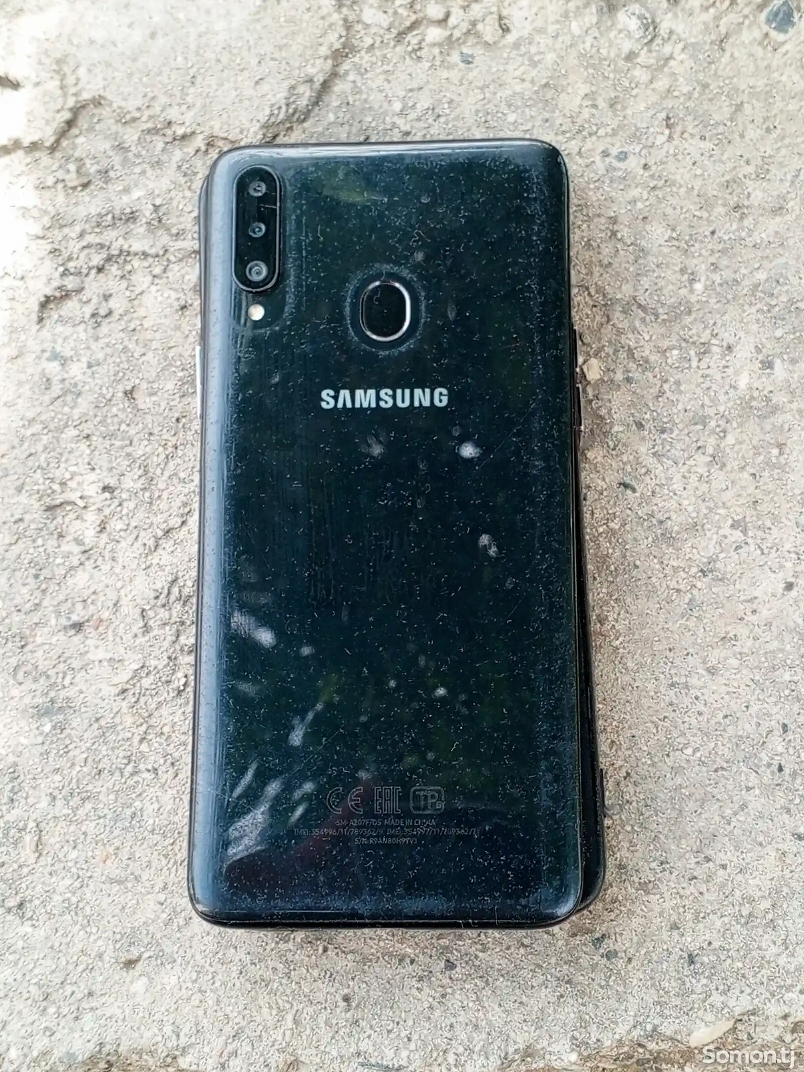 Samsung Galaxy A20-1