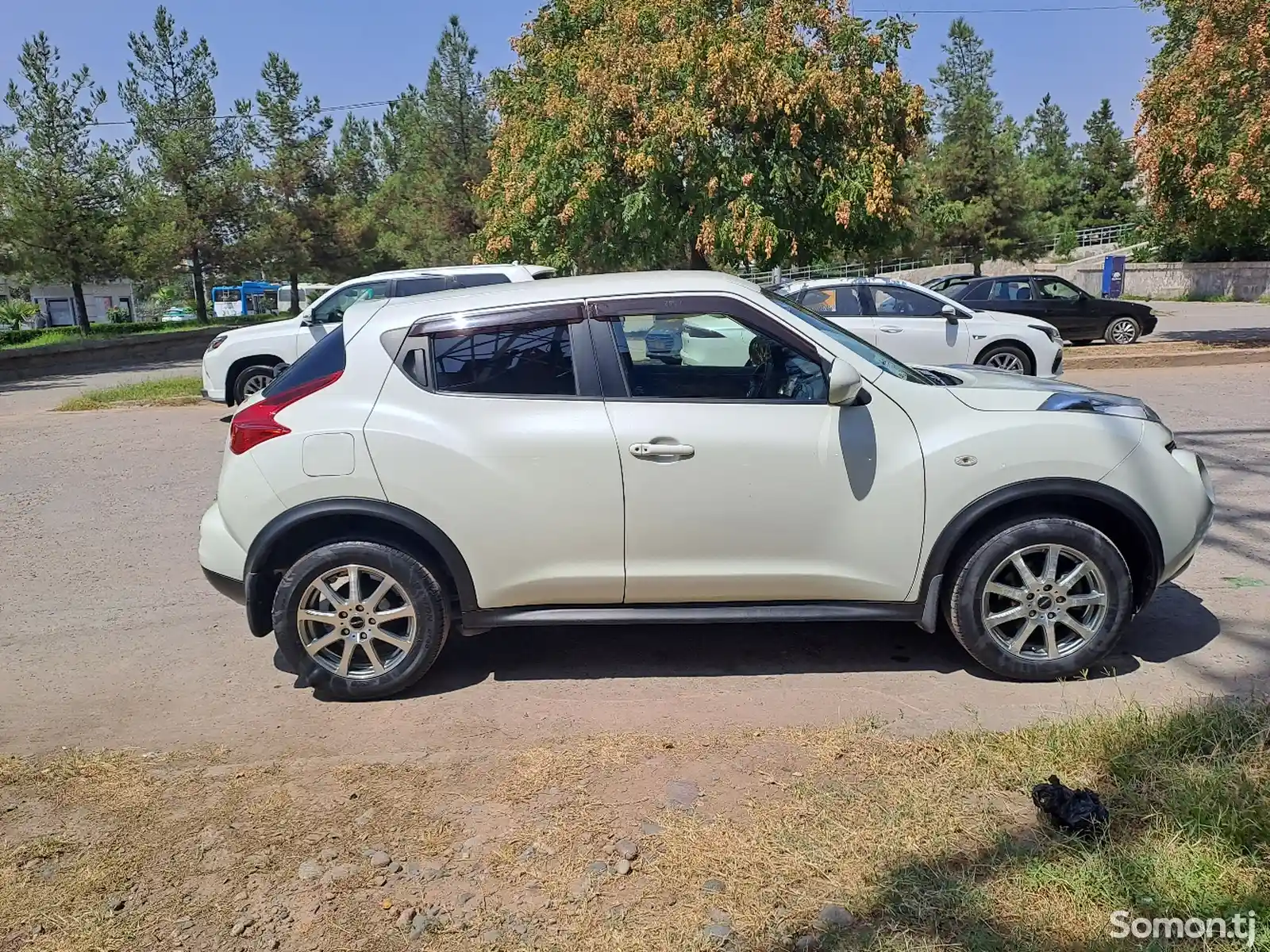 Nissan Juke, 2011-4