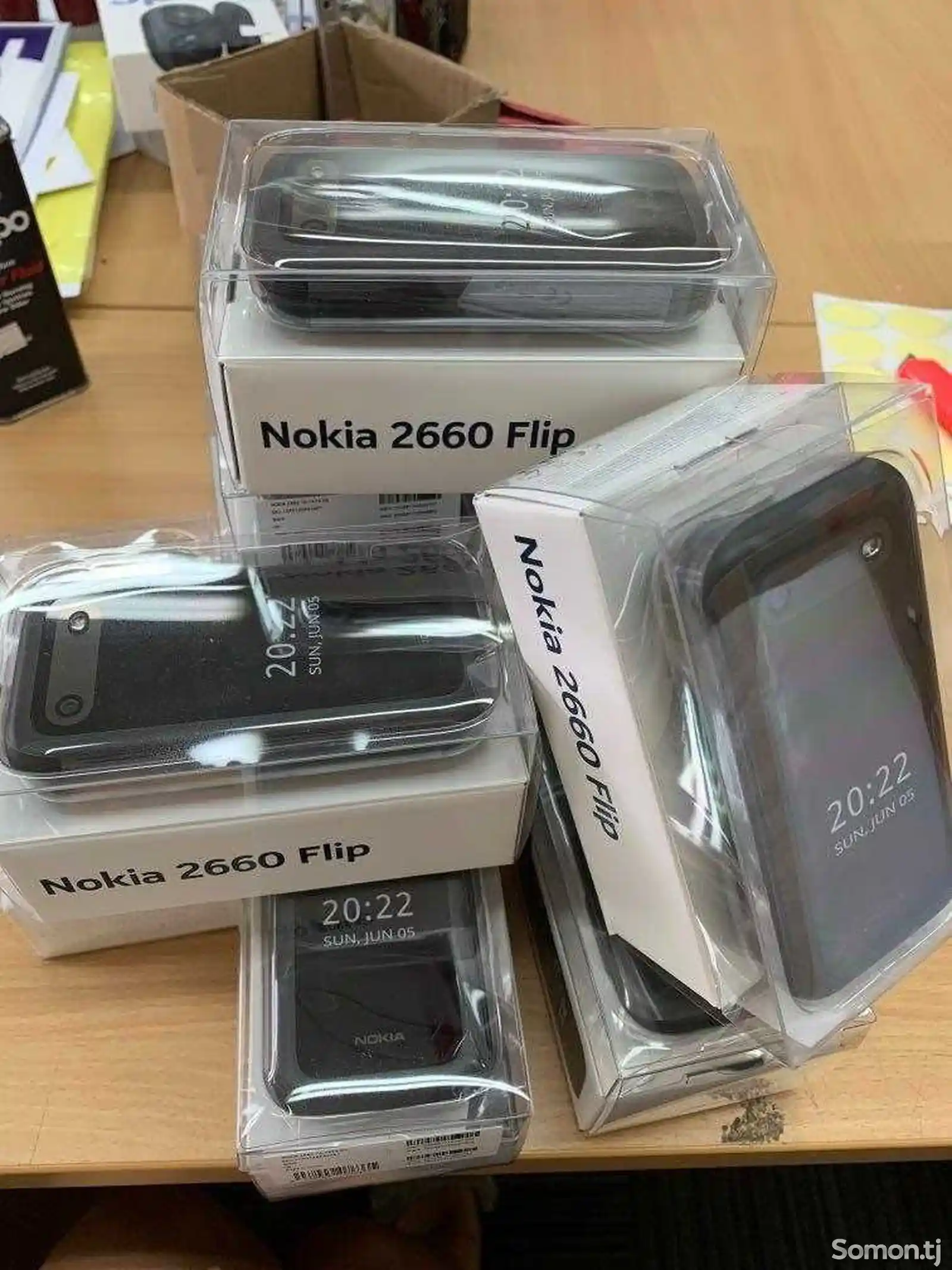 Nokia 2660 hd Flip global-10