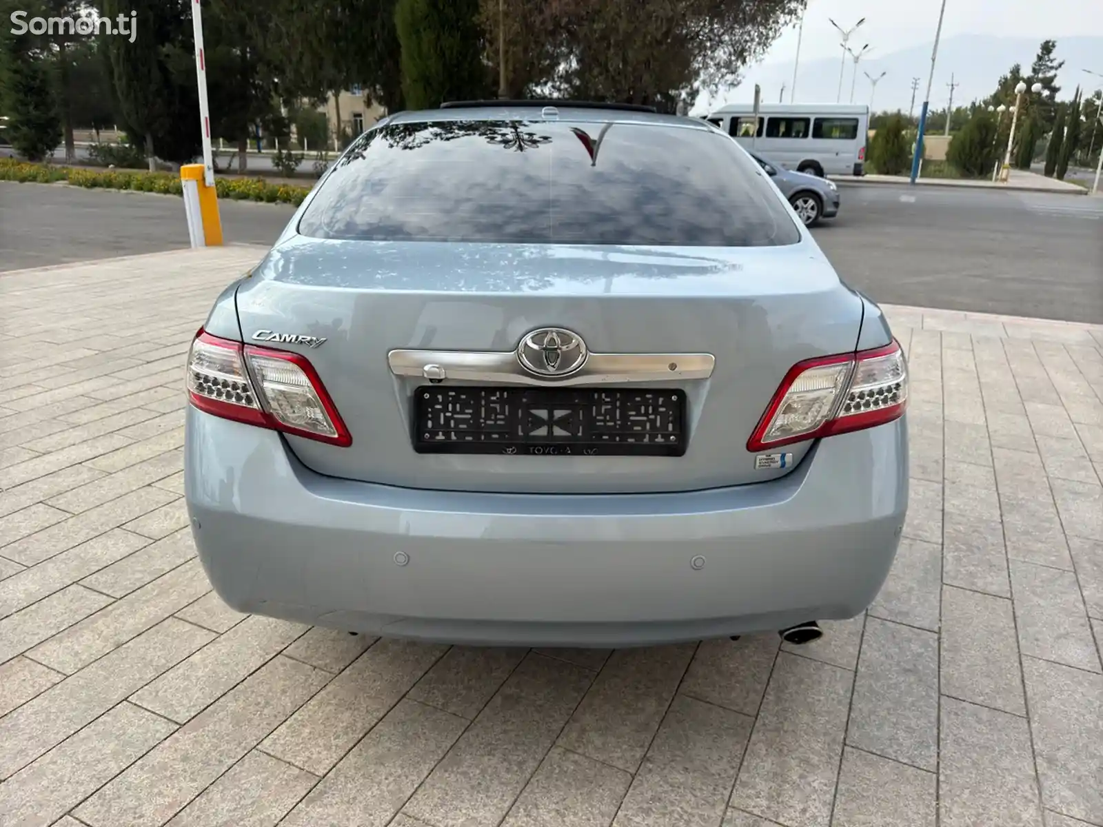 Toyota Camry, 2010-6