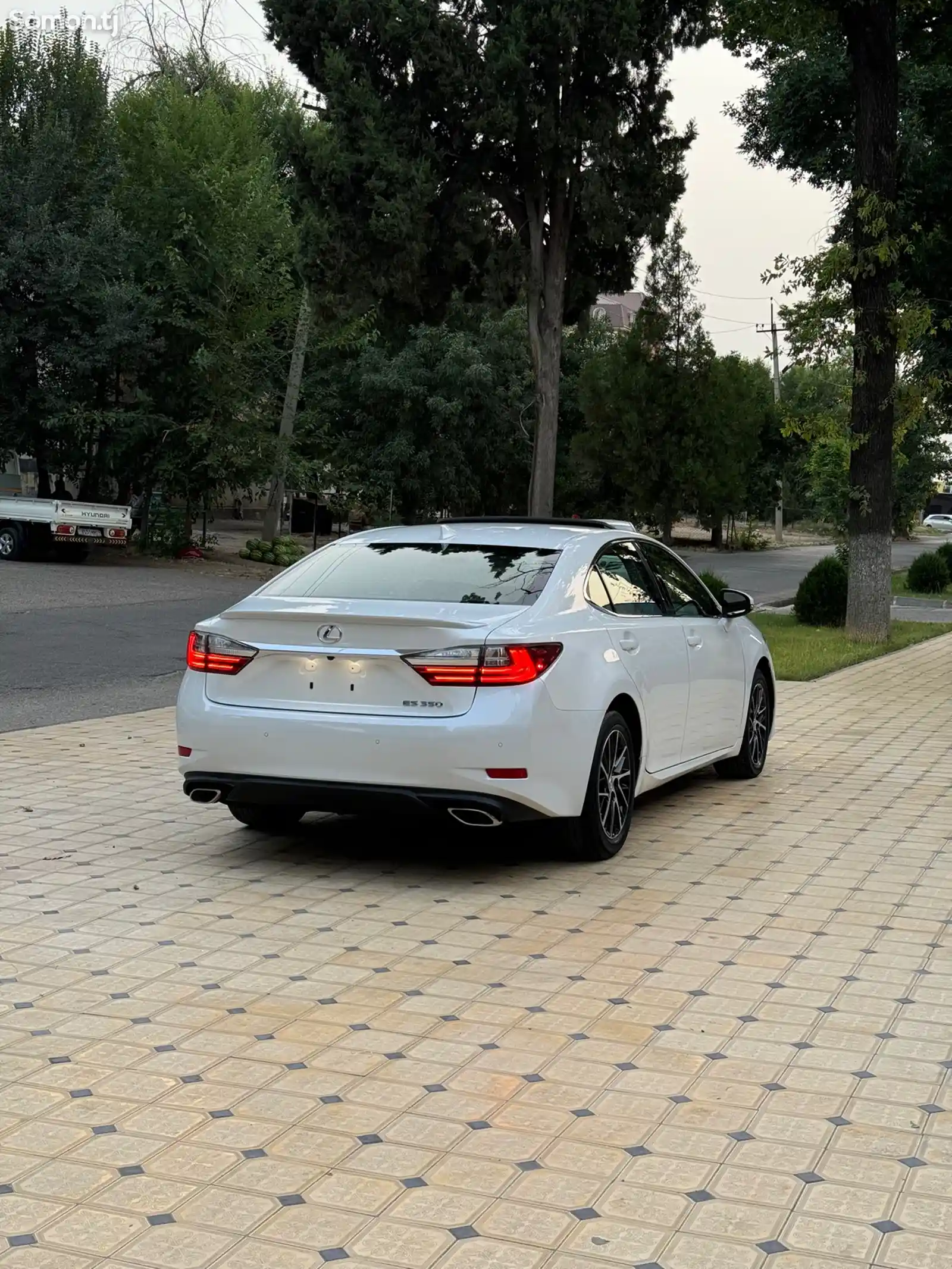 Lexus ES series, 2016-8