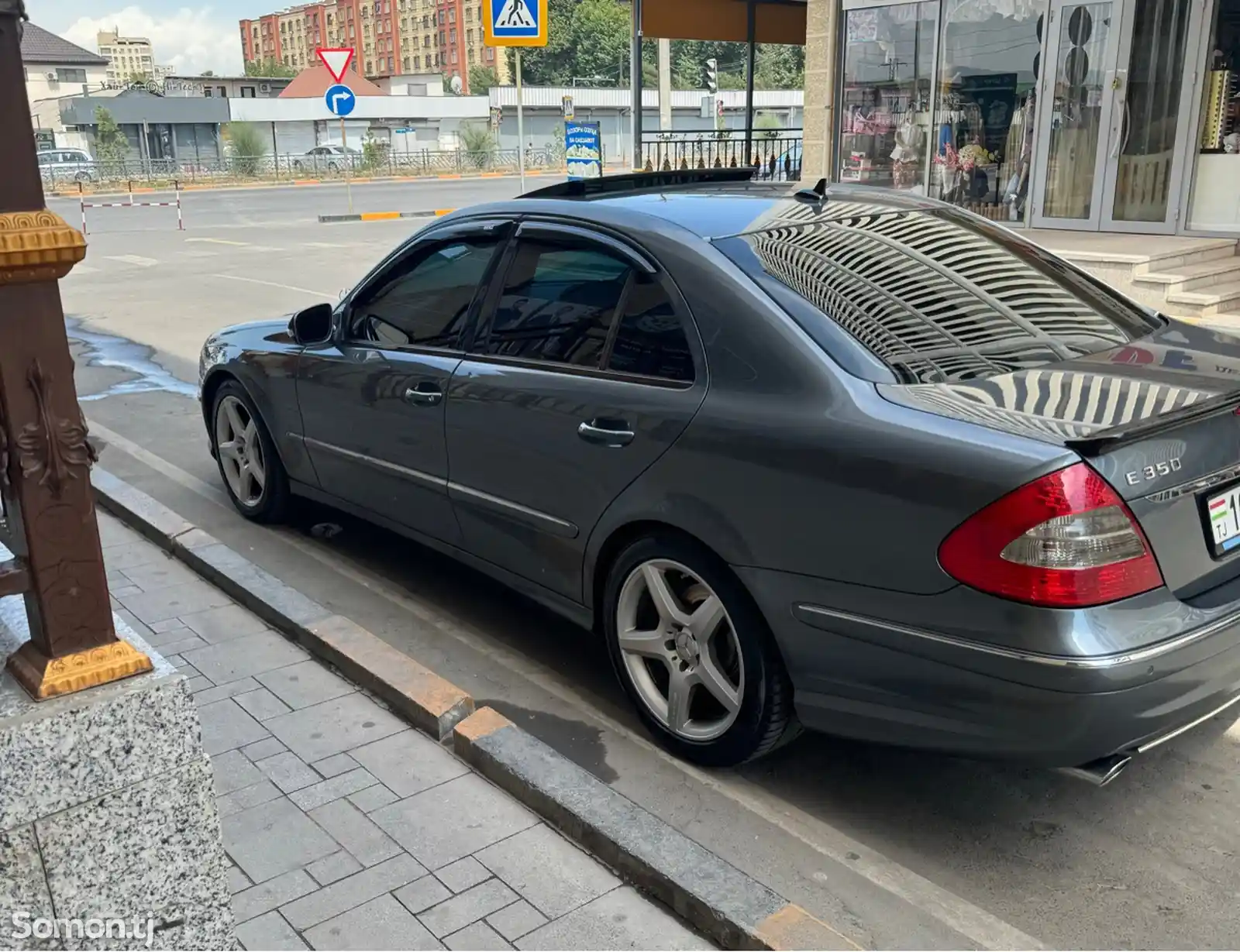 Mercedes-Benz E class, 2009-9