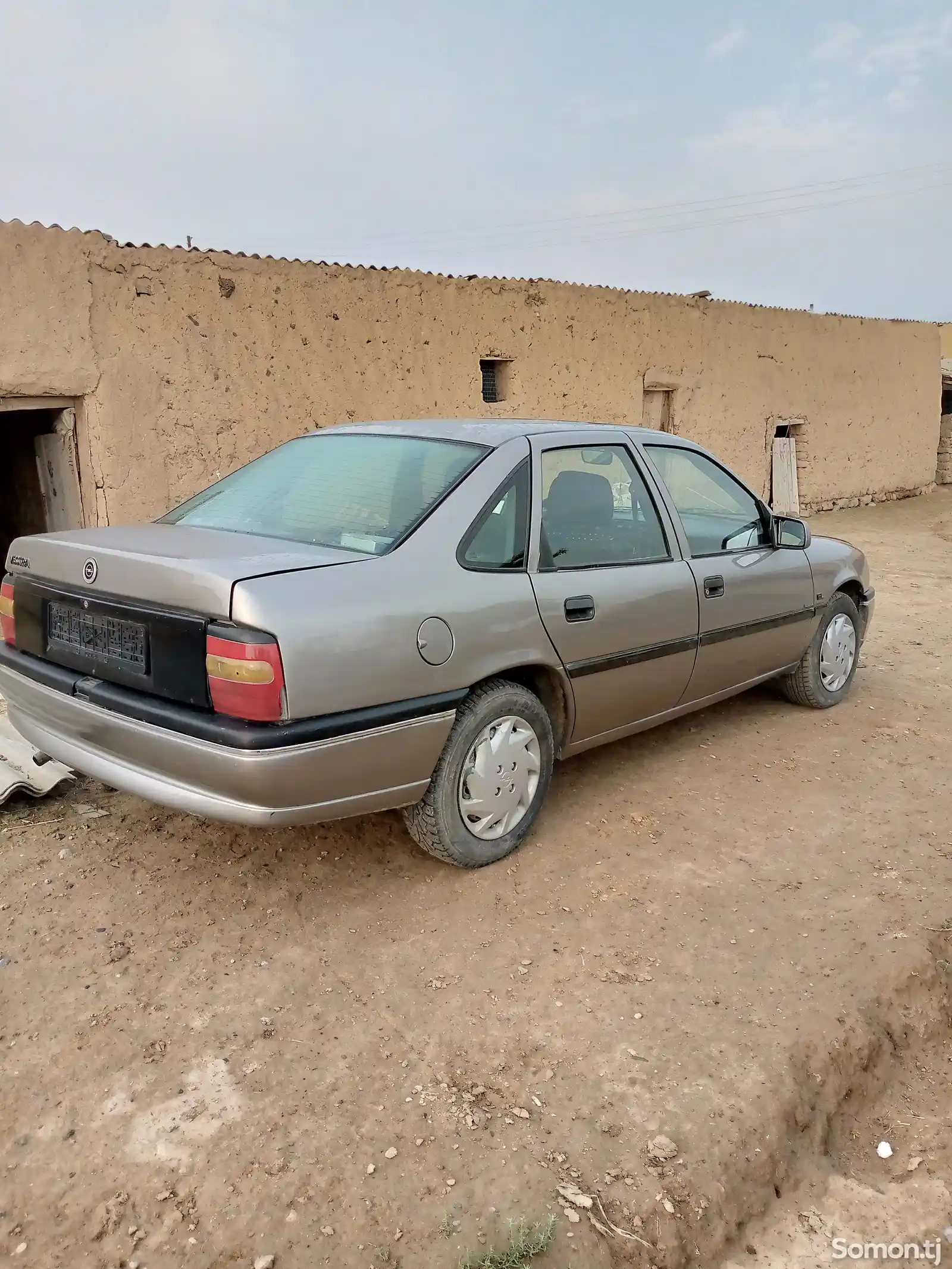 Opel Vectra A, 1992-1