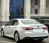 Toyota Camry, 2018-7