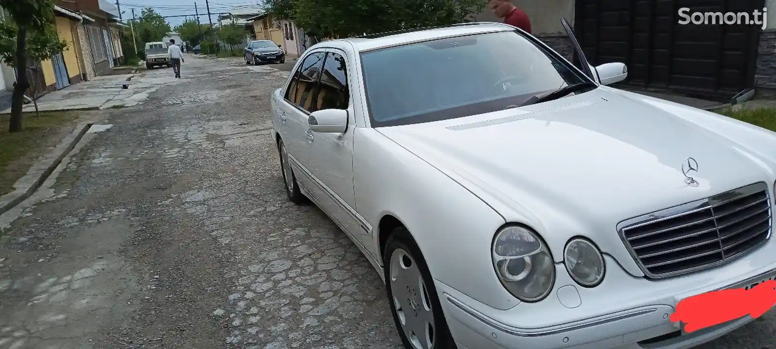 Mercedes-Benz E class, 2002-3