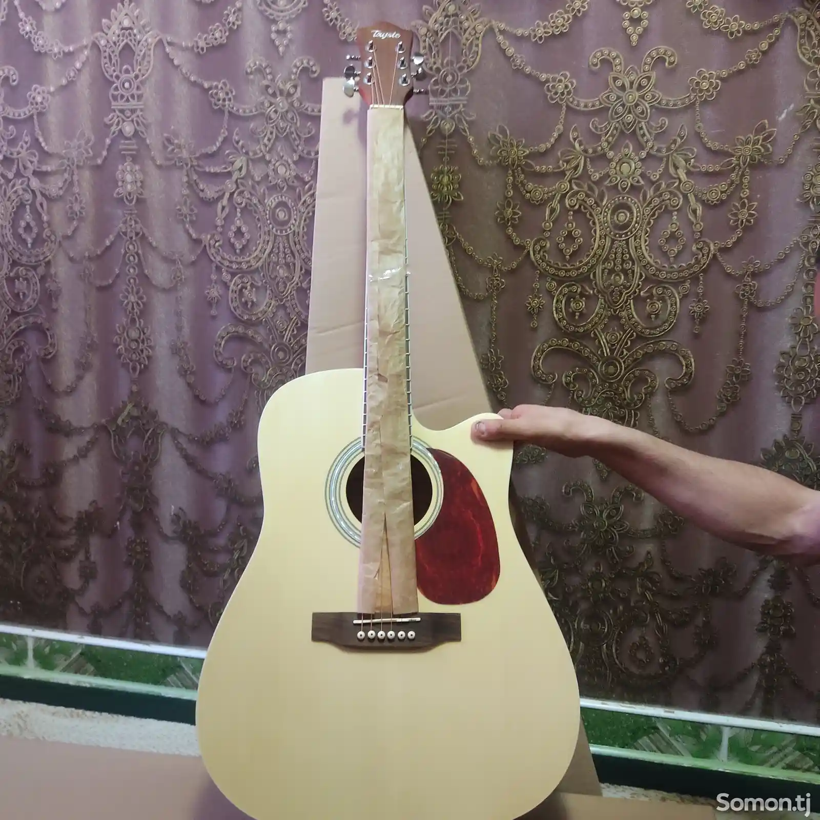 Акустическая гитара-1