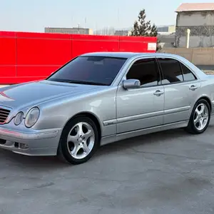 Mercedes-Benz E class, 2000