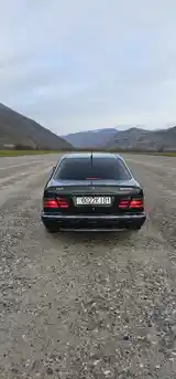 Mercedes-Benz E class, 2000-3