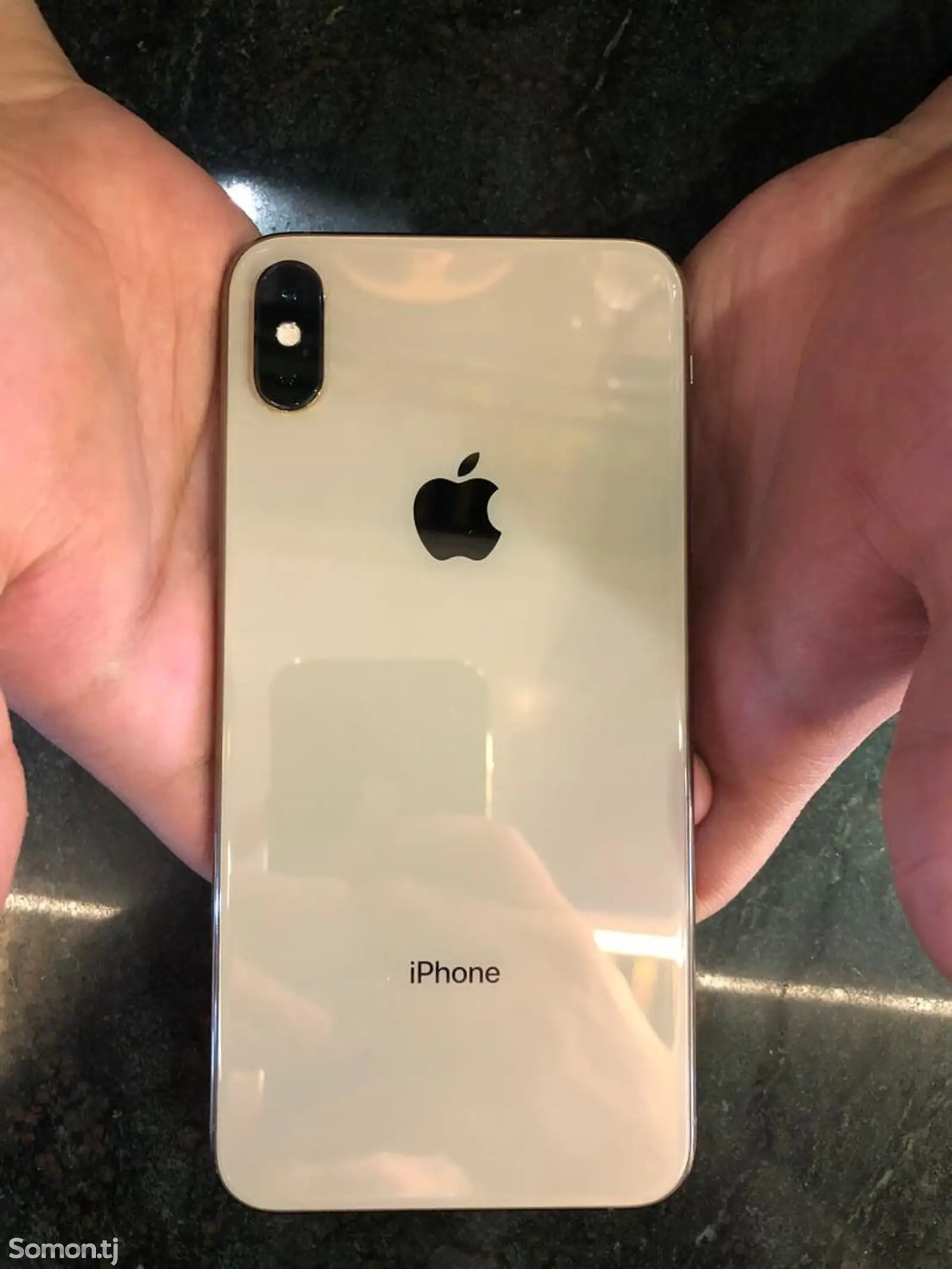 Apple iPhone Xs Max, 64 gb, Gold-1