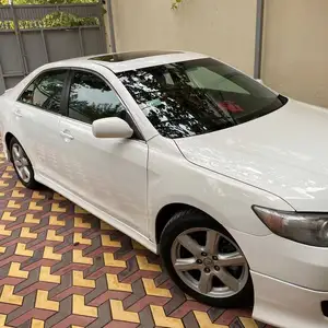 Toyota Camry, 2009