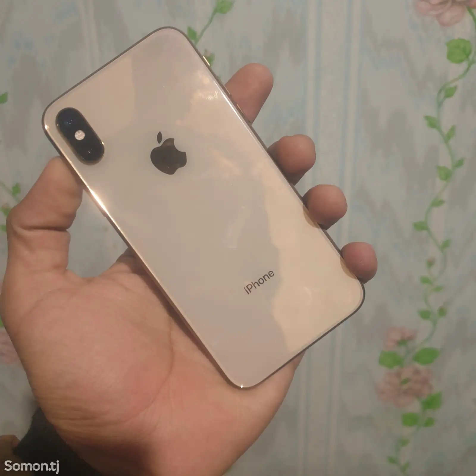 Apple iPhone Xs, 64 gb, Gold-1