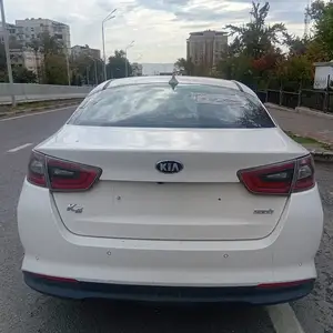 Kia K5, 2014