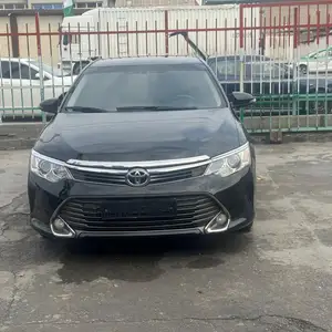 Toyota Camry, 2015