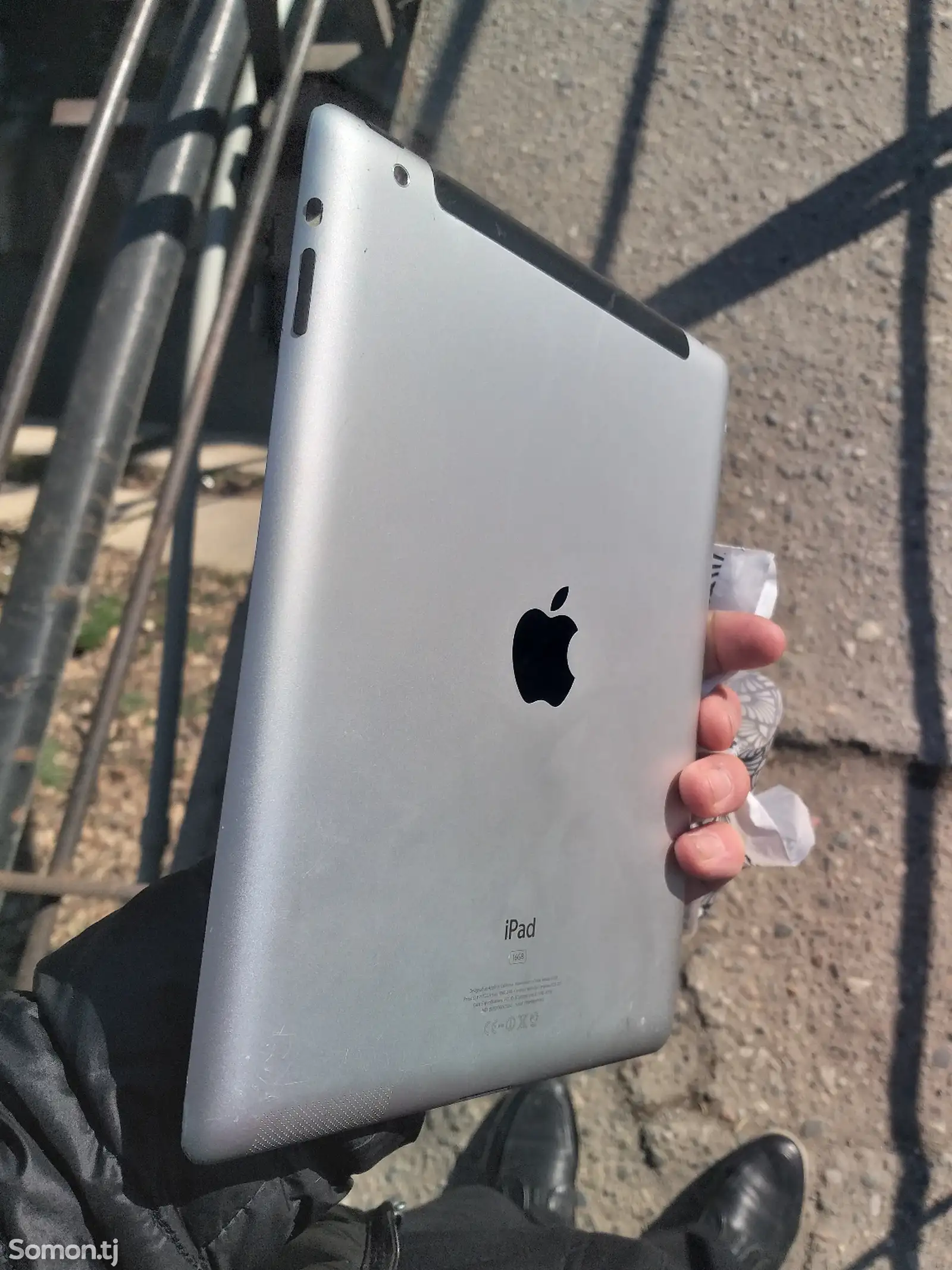 Планшет Apple iPad-1