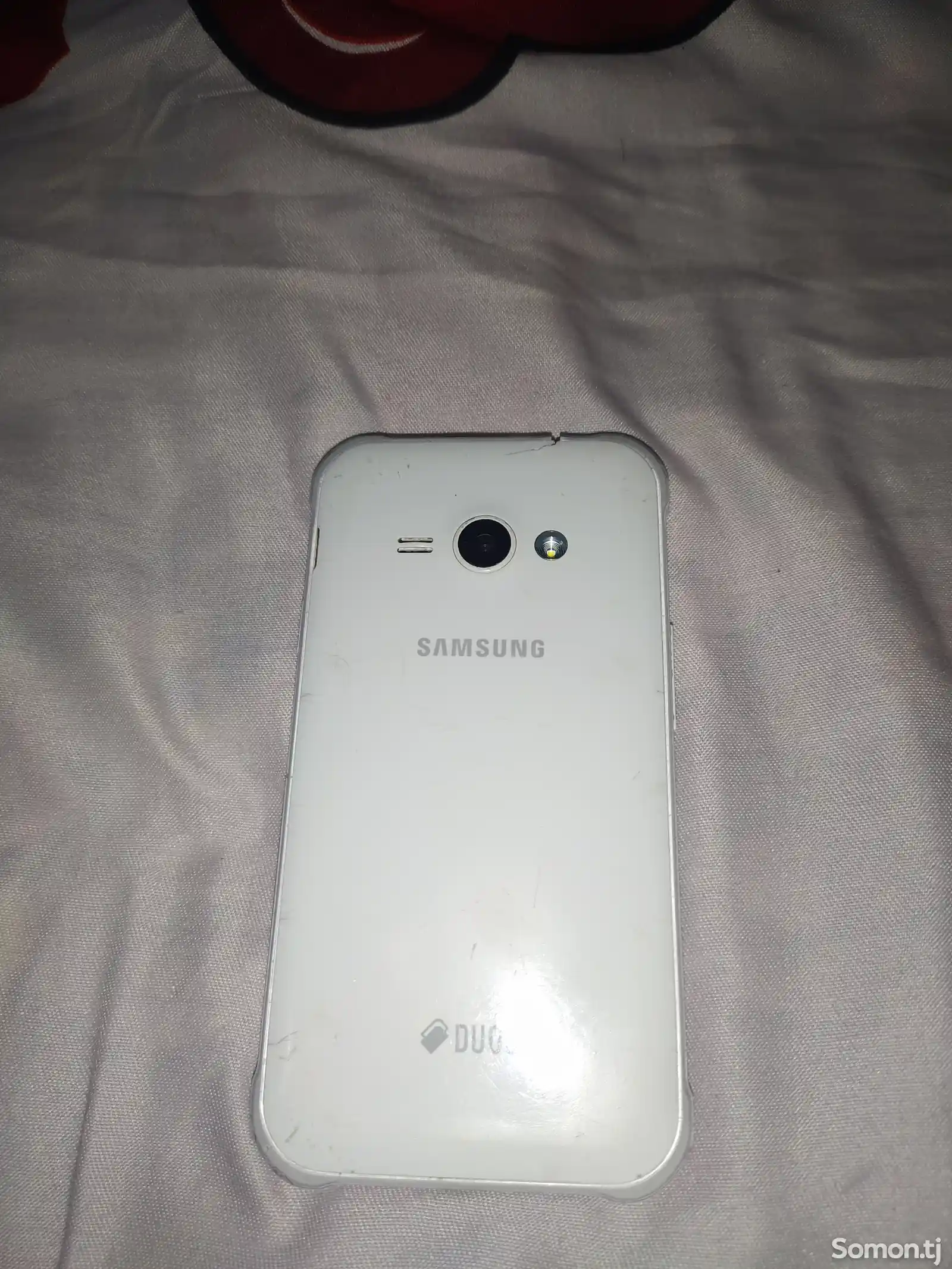 Samsung Galaxy j1 ace-2